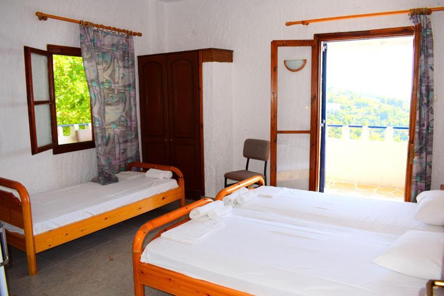 Rizos Veranda - Rooms Isomata Екстер'єр фото