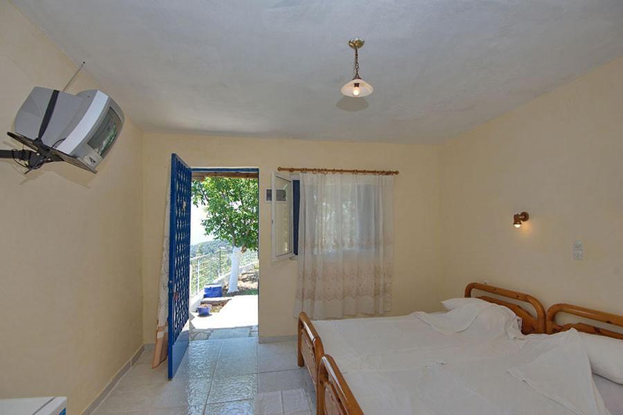 Rizos Veranda - Rooms Isomata Екстер'єр фото